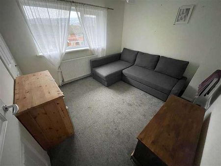 Rhodri Place, Llanyravon, Cwmbran, NP44 - Photo 4