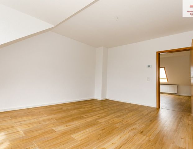 Sichern Sie sich diese sanierte Wohnung im Dachgeschoss - beliebte Wohnlage von Annaberg!!! - Photo 1