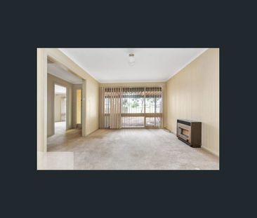 Spacious Family Living in a Quiet Location - Photo 2