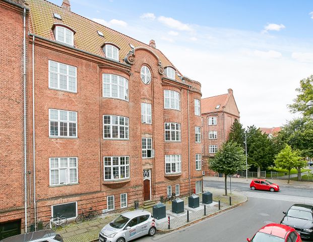 3 værelses lejlighed på 89m2 med altan - Foto 1