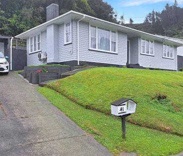 Beautifully renovated 3-bedroom family home. - Photo 4