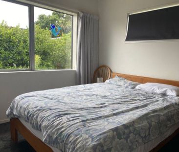 House in the Bay - Photo 4