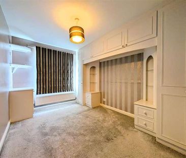 Baneberry Drive, Featherstone, Wolverhampton, WV10 - Photo 6