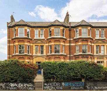 3 bedroom flat to rent - Photo 5