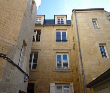 Location Appartement 1 pièce 27m² - Photo 2