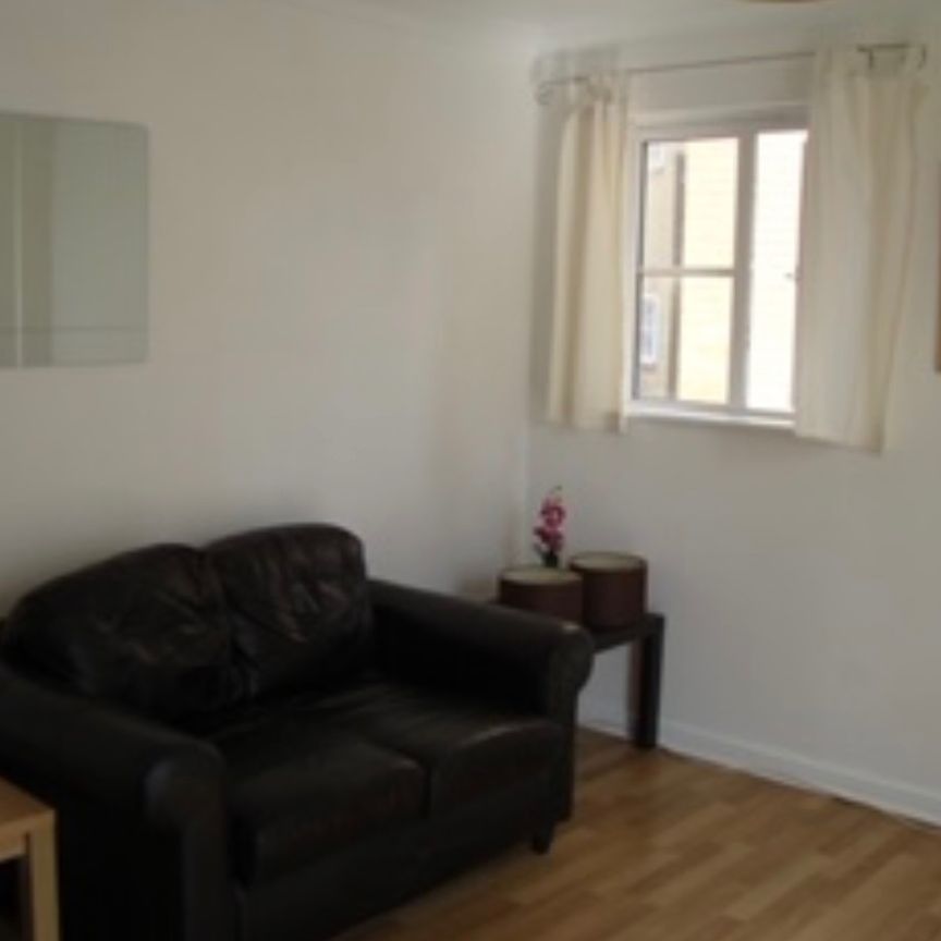 1 Bed Flat, Ridley Close, IG11 - Photo 1
