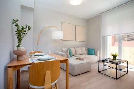 Calle Trinidad Grund, Málaga, Andalusia 29001 - Photo 4