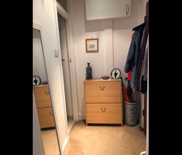 Studio Flat, Du Cane Court, SW17 - Photo 1