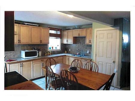 For Lease - 45 Gowan Street, Barrie, Ontario - Photo 4