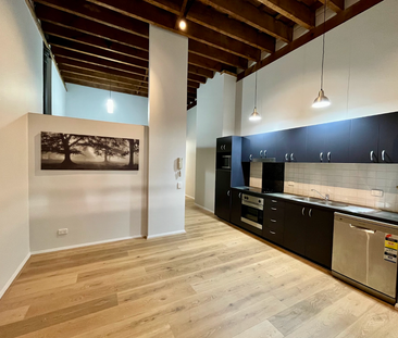 CITY LIVING AT IT'S BEST - PARTIALLY FURNISHED - Photo 4