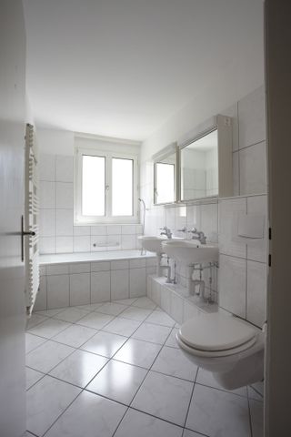 Neu sanierte 4-Zimmer-Wohnung mit Balkon in St. Gallen - Photo 3
