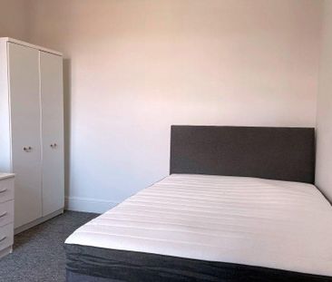 3 bedroom house share to rent - Photo 3