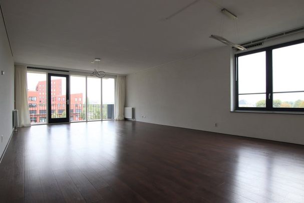 Appartement te huur: Harriët Freezerhof 29 2492 JA Den Haag - Photo 1