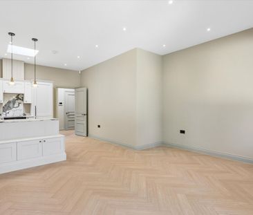 A beautifully finished and spacious one‑bed first‑floor apartment i... - Photo 3