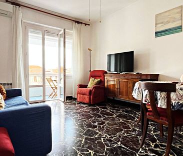 Appartamento corso Buenos Aires, 55, Centro, Chiavari - Photo 2