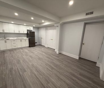 For Lease - 206 Corner Ridge Road Unit# Unit One, Aurora, Ontario - Photo 5