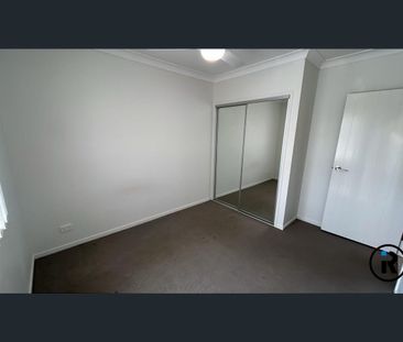 Charming 3-Bedroom Townhouse in Desirable Pimpama Suburb - A Perfec... - Photo 2