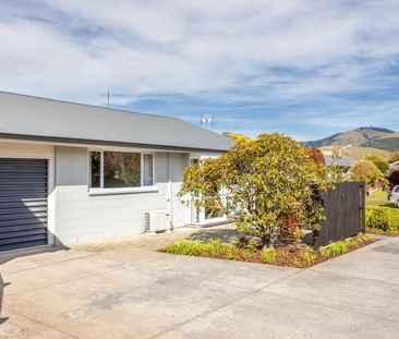 Modern two-bedroom townhouse in Hoon Hay! - Photo 3