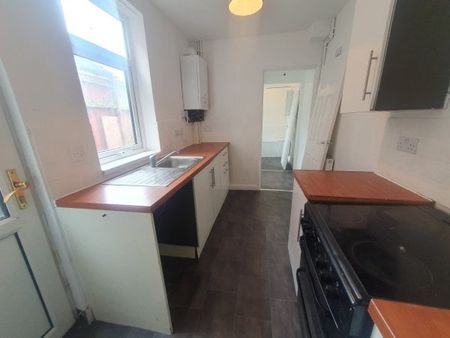 Fenwick Street, Warsop, Mansfield, NG20, Property for rent - Photo 3