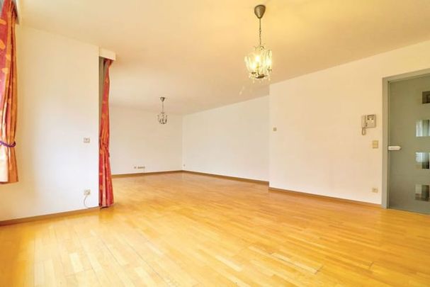 Appartement te huur - Photo 1