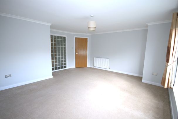 Waterside Place, 2 Bed Unfurnished Modern Apartment, New Gorbals – Available 02/02/2026 - Photo 1