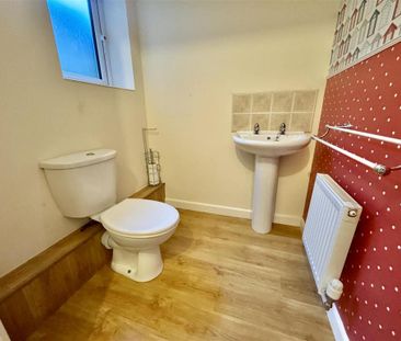 2 bedroom detached house to rent - Photo 5