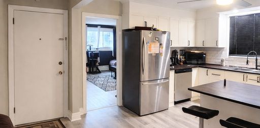 BEAU 4½ | INTERNET-CHAUFFAGE-EAU CHAUDE - Photo 2