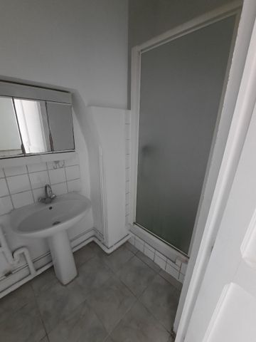 Location Appartement 2 pièces 46m² - Photo 4