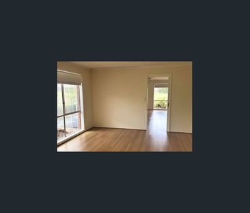 3 Bed Oasis with Golf Course Views. - Photo 6