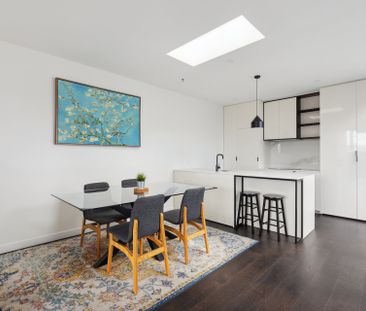 FURNISHED 3 BEDROOMS IN RICHMOND! - Photo 3