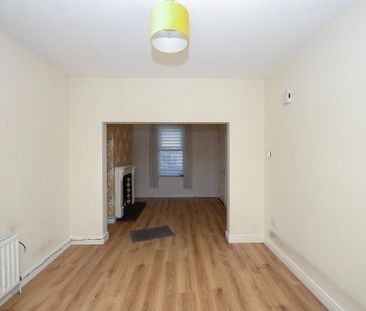 4 Brownlow Terrace, Lurgan, BT67 9DA - Photo 5