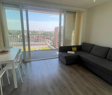 2 Bed Flat, Hawfinch House, NW9 - Photo 4