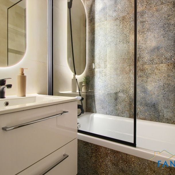 2 pokoje z garderobą 43 m2 | GARAŻ + KOMÓRKA | os. ARCHITEKTÓW - Zdjęcie 1