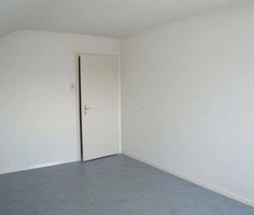 Charmante Mansarde in ruhiger Lage mit schöner Aussicht! - Photo 2