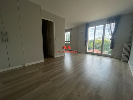 Location Appartement 2 pièces 51m² - Photo 2