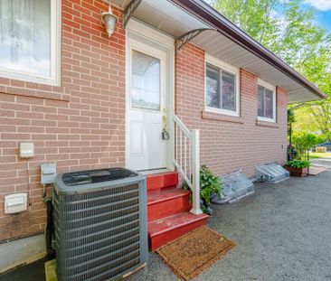 For Lease - 1926 Reiss Court, Mississauga, Ontario - Photo 5