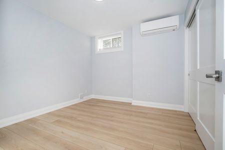 For Lease - 519 Gladstone Avenue Unit# #1 Basement, Toronto, Ontario - Photo 2