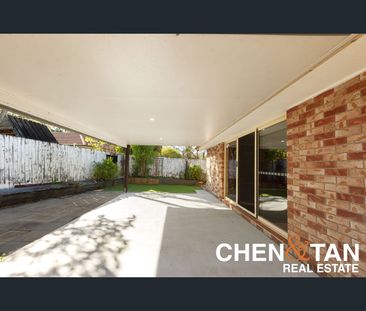10 Oxley Street, Forest Lake, Qld 4078 - Photo 4