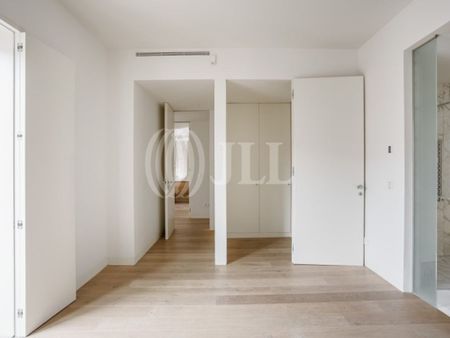 3 room luxury Apartment for rent in Avenida da Liberdade (Coracao de Jesus), Lisbon - Photo 2