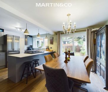 5 bedroom detached house to rent - Photo 2