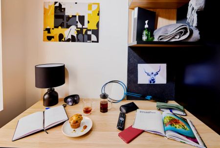 Signature Studio Apartment-Double Bed with Standard View - Photo 3