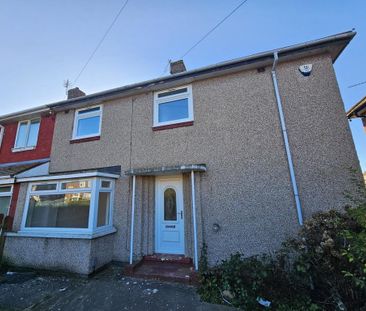 3 bedroom semi-detached house to rent - Photo 5