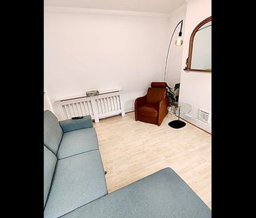 1 Bed Maisonette, Crimsworth Road, SW8 - Photo 2