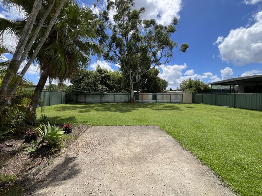 Browns Plains Central Living&excl; - Photo 1