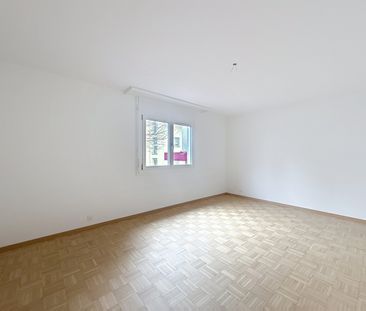 2 ½ PIÈCES - Avec une terrasse! - Foto 3