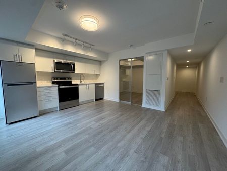 For Lease - 3 Strathgowan Avenue Unit# 324, Toronto, Ontario - Photo 2