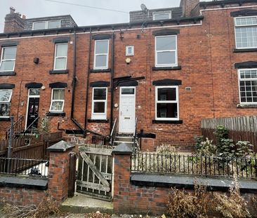 3 Bed Terraced House, Gilpin View, LS12 - Photo 1