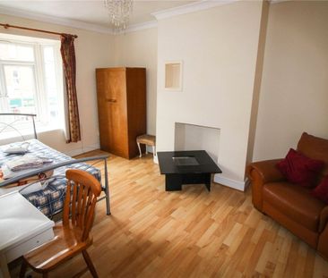 Charminster Road, Bournemouth, BH8 - Photo 5