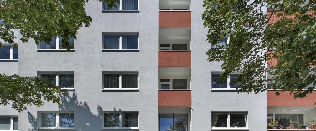 Wir renovieren für Sie! Helle 4-Zimmer-Wohnung mit Balkon in Kreuztal - Foto 1