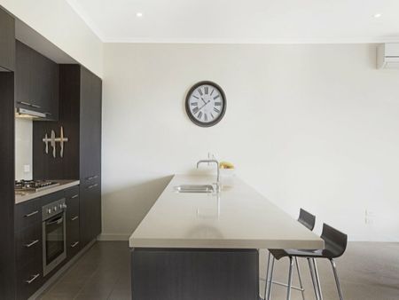 Register to Inspect // Spacious, Impressive & Perfectly Presented - Photo 5
